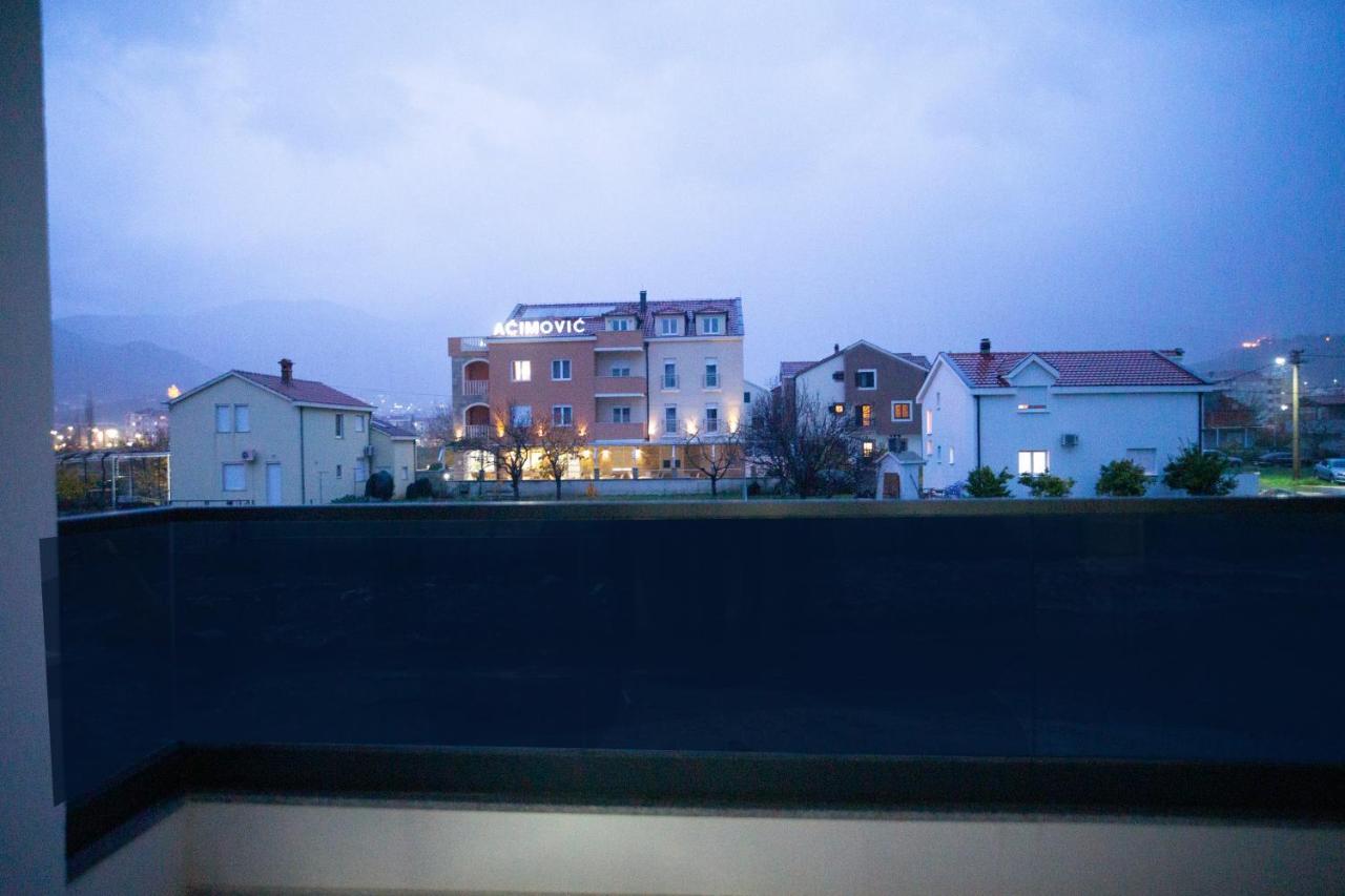 Apartmani Anica トレビニエ エクステリア 写真